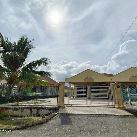 Seaview Promenade Homestay Dungun Pokoj fotografie